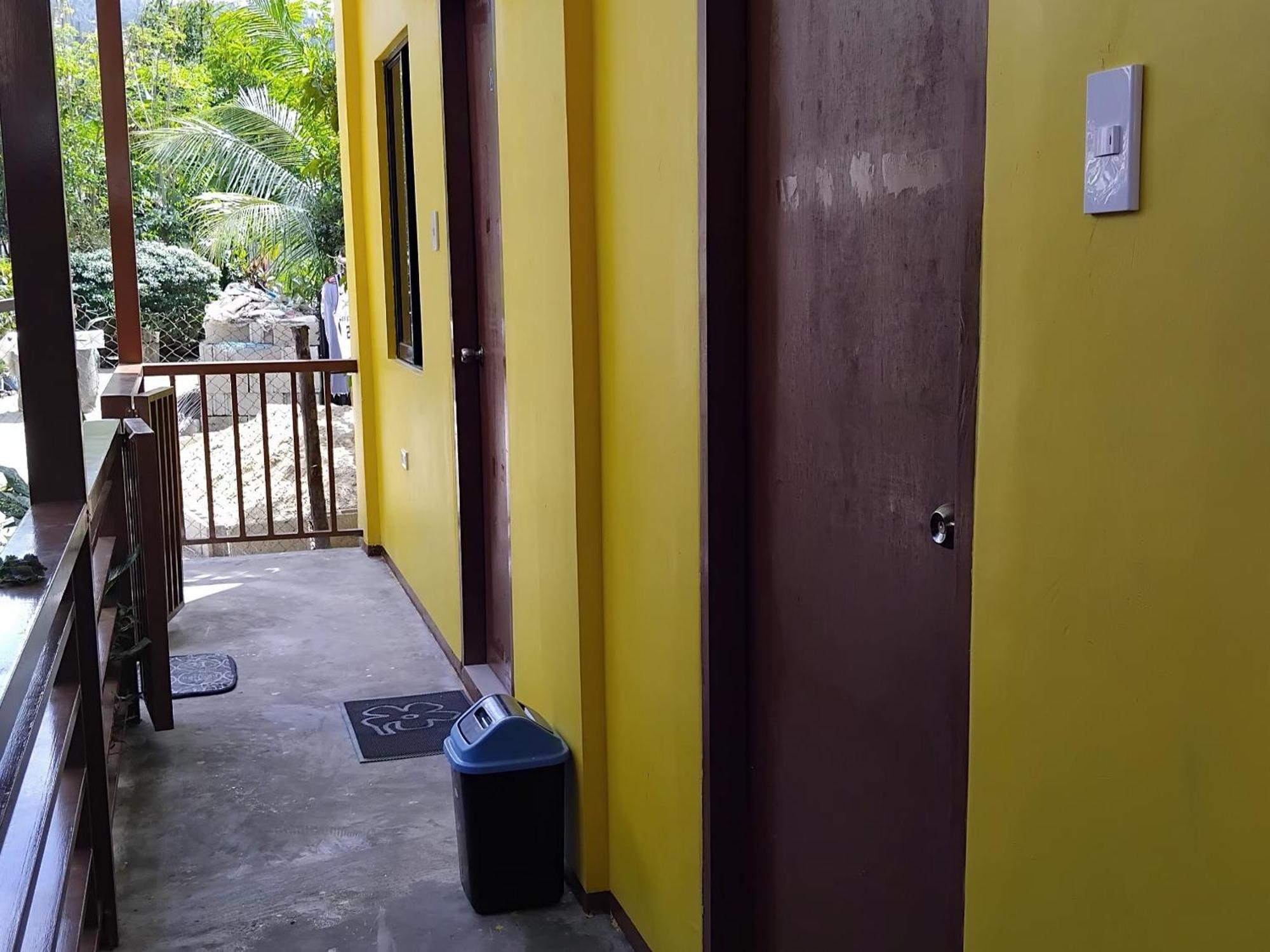 Francis Home Stay Port Barton Bonifacio Street San Vicente  Kültér fotó